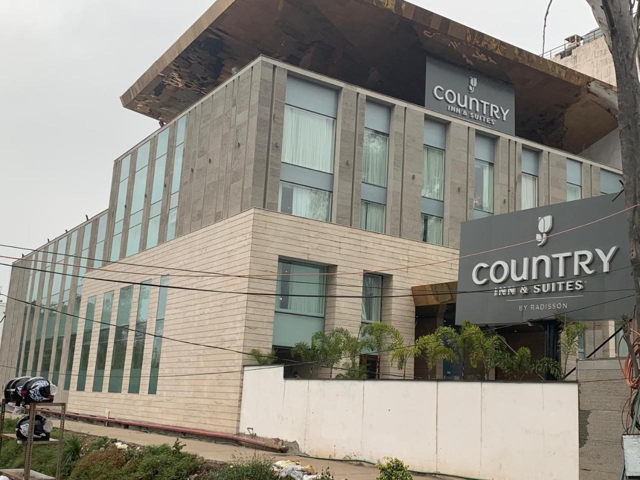 Country Inn & Suites By Radisson Chandigarh Zirakpur Ngoại thất bức ảnh