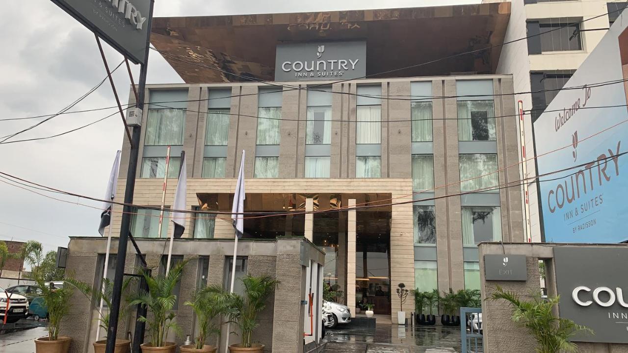 Country Inn & Suites By Radisson Chandigarh Zirakpur Ngoại thất bức ảnh